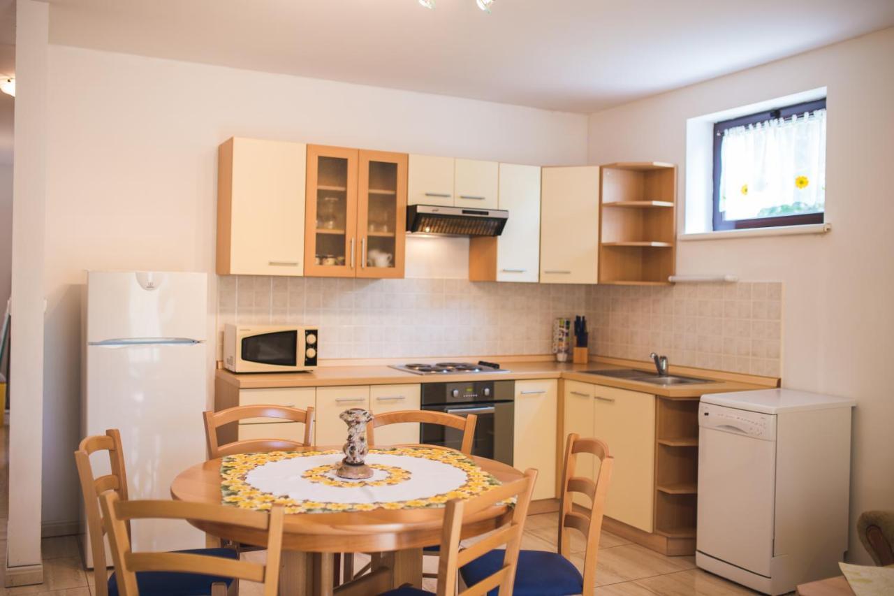 Apartmani Nada & Darko, Kampor, Rab, Hrvatska 외부 사진