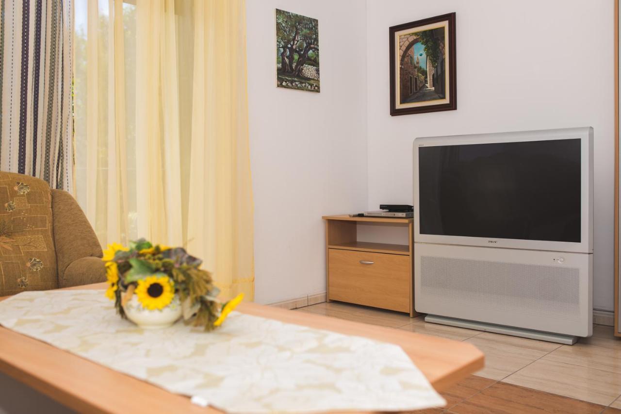 Apartmani Nada & Darko, Kampor, Rab, Hrvatska 외부 사진