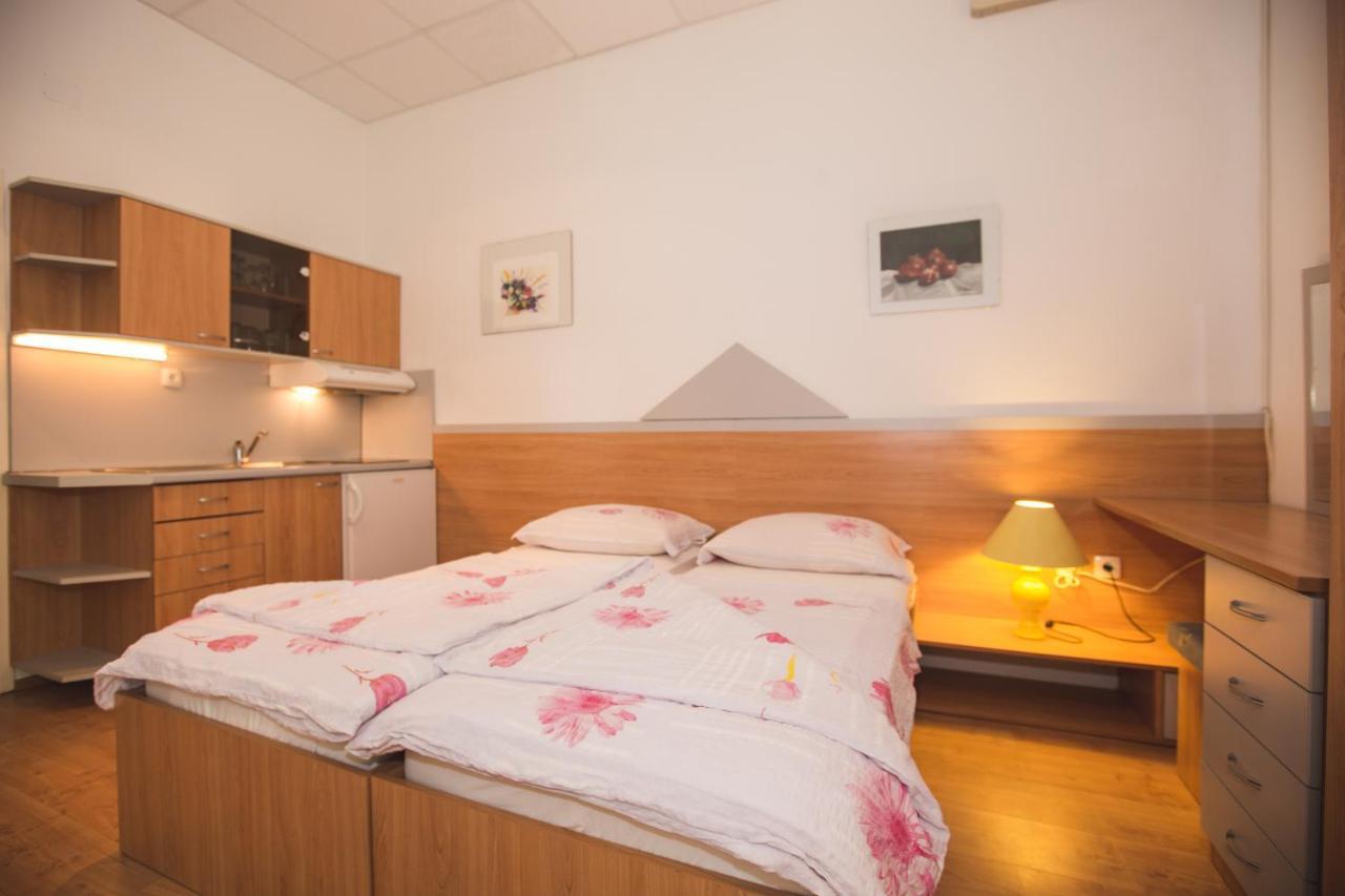 Apartmani Nada & Darko, Kampor, Rab, Hrvatska 외부 사진