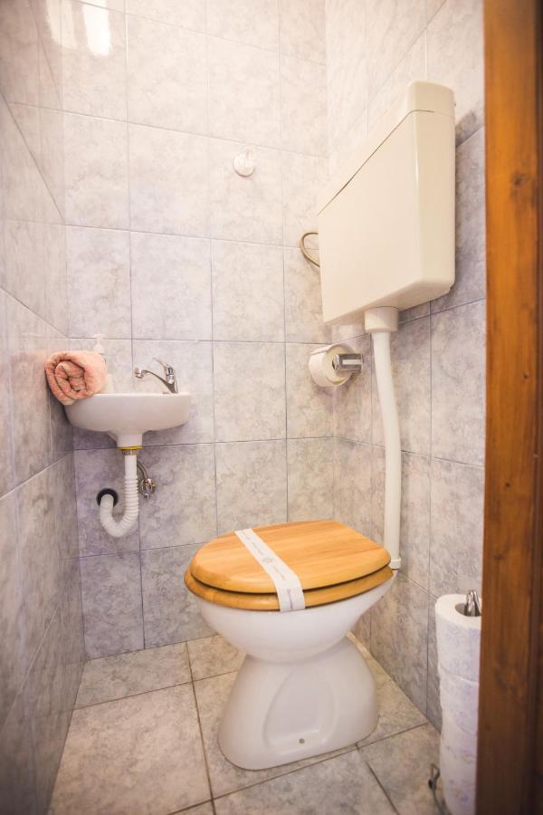 Apartmani Nada & Darko, Kampor, Rab, Hrvatska 외부 사진